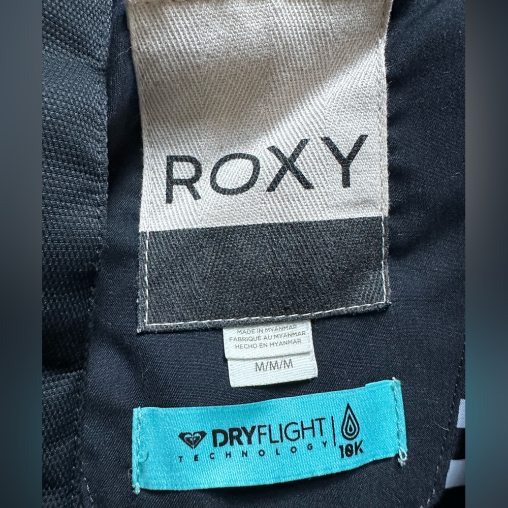 Roxy ski / snowboard jacket Medium - image 3